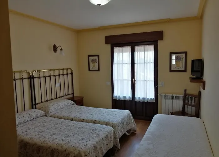 Hotel Rural Lajafriz Fornillos de Aliste photo