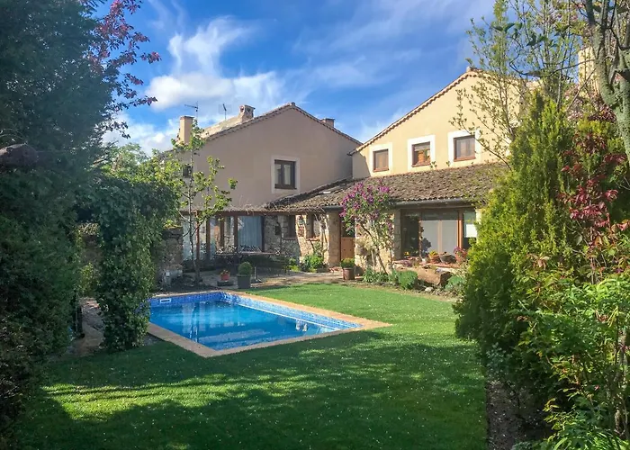 Charming Boutique Country House: La Casa Vieja Sotosalbos photo
