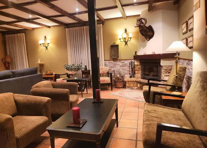 صورة فندق El Cuartel De Lugueros