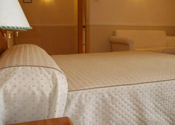 Excelsior Hotel Las Navas Del Marques photo