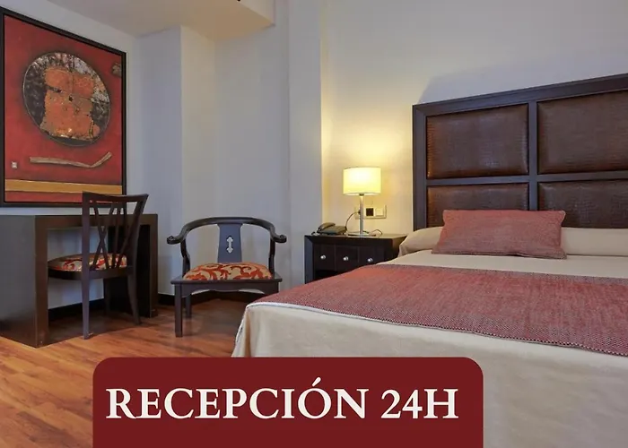 Hotel Las Cabanas Penaranda de Bracamonte photo
