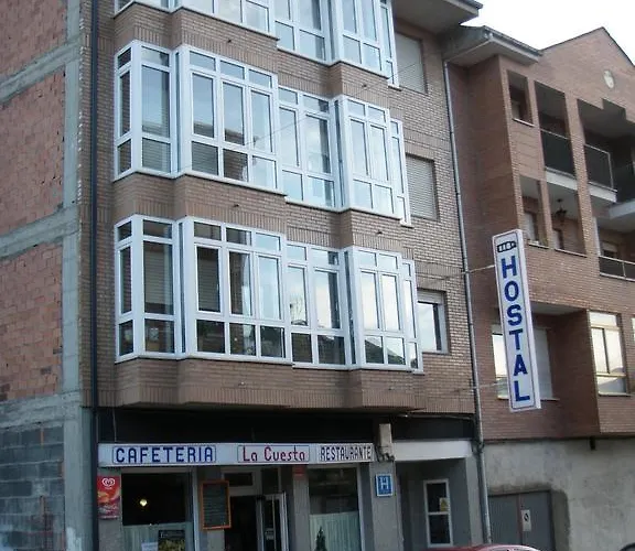 Hostal La Cuesta Vega De Espinareda photo