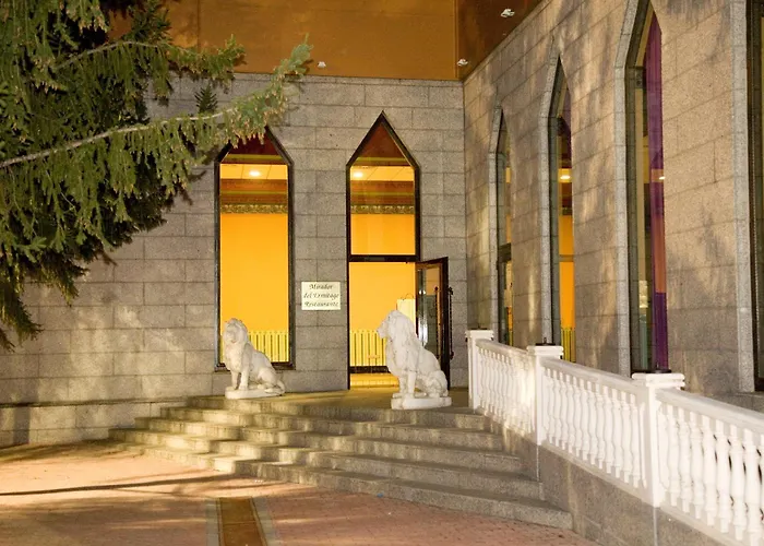 Photo de Hotel Mirador Del Ermitage à La Bañeza