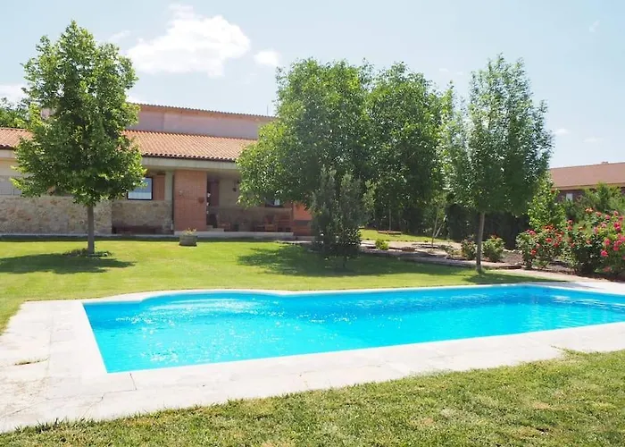 La Casa De Blas Valoria la Buena photo