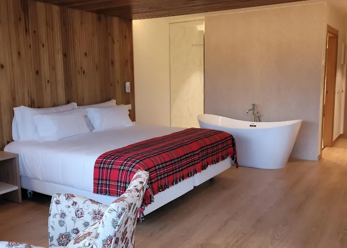 La Mira De Gredos Hotel Hoyos del Espino photo