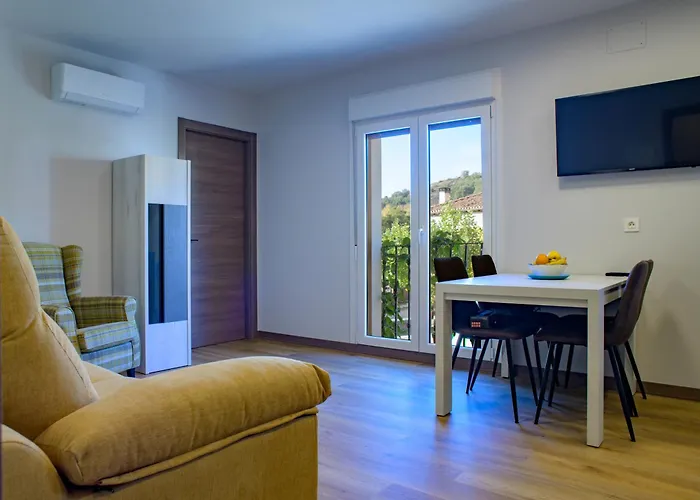 Apartamentos El Puente Covarrubias photo