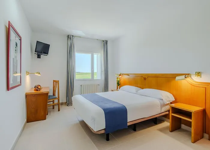 Hotel Rey Arturo Burgos Villagonzalo Pedernales photo