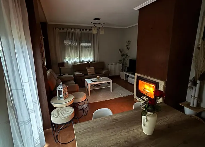 fotos do La Casa Del Cipres Vila Aldeamayor de San Martin