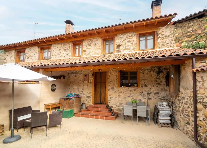 Photo de Tranquil Stay Near Luna River Benllera