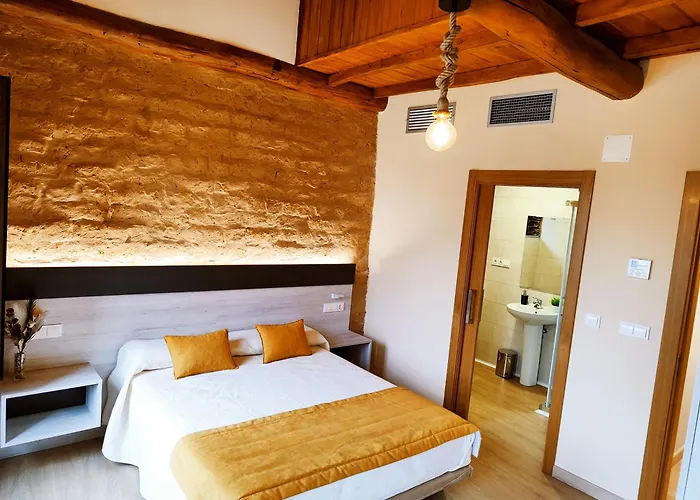 Hostal Restaurante La Senda Camponarayaの写真