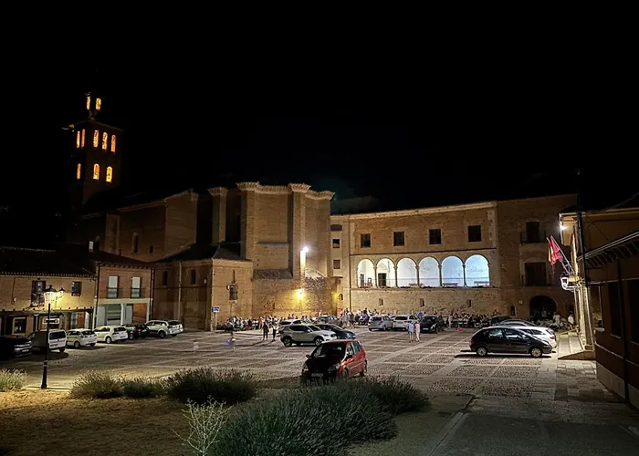 El Encanto De Un Pueblo Grajal de Campos φωτογραφία