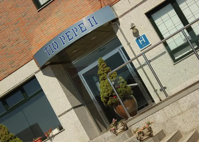 Hostal Tio Pepe II Bembibre  photo