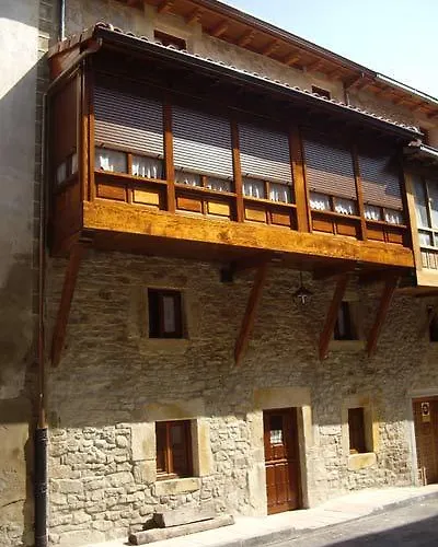 Hotel Rural La Casa Del Montero Espinosa De Los Monteros photo