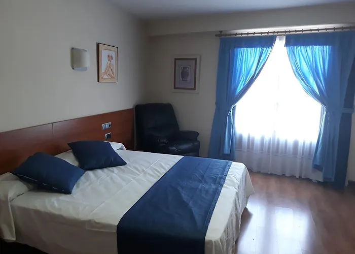 Hotel Zaravencia By Bossh Hotels Toro photo