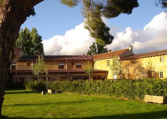 El Jardin De La Huerta Hotel Sahagun photo